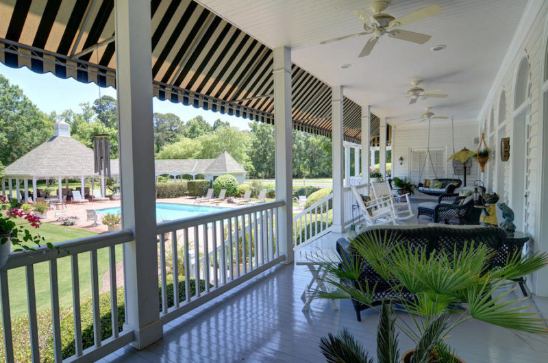 Splendid White Hall Residence in North Carolina, USA splendid white hall residence in north carolina usa 3330af0