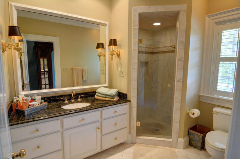 Splendid White Hall Residence in North Carolina, USA splendid white hall residence in north carolina usa 833e4e0