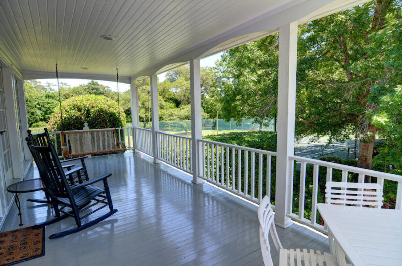 Splendid White Hall Residence in North Carolina, USA splendid white hall residence in north carolina usa abdfbe9