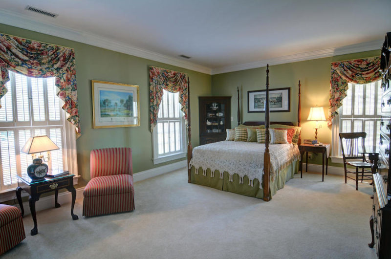 Splendid White Hall Residence in North Carolina, USA splendid white hall residence in north carolina usa c946c21