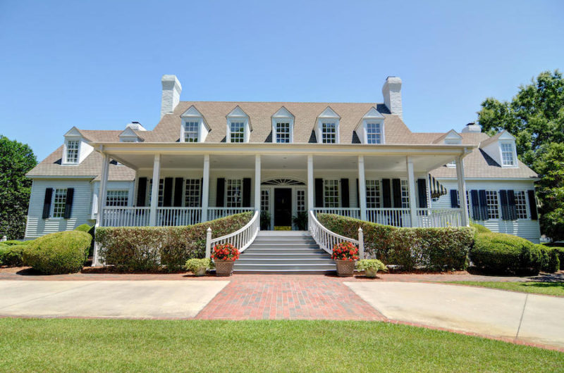 Splendid White Hall Residence in North Carolina, USA splendid white hall residence in north carolina usa e2db714