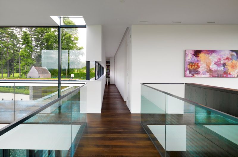 Stunning Berkshire Residence In England stunning berkshire residence in england b68cff3