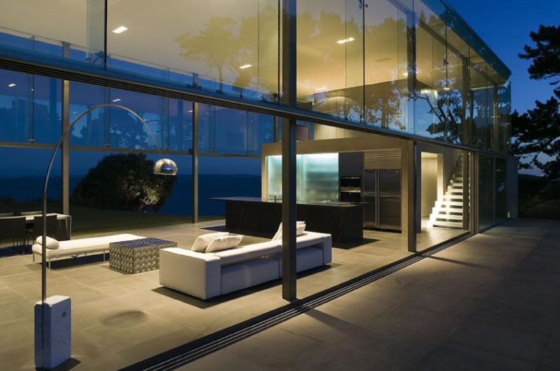 Stunning Cliff House by Fearon Hay Architects stunning cliff house by fearon hay architects 9e4f751