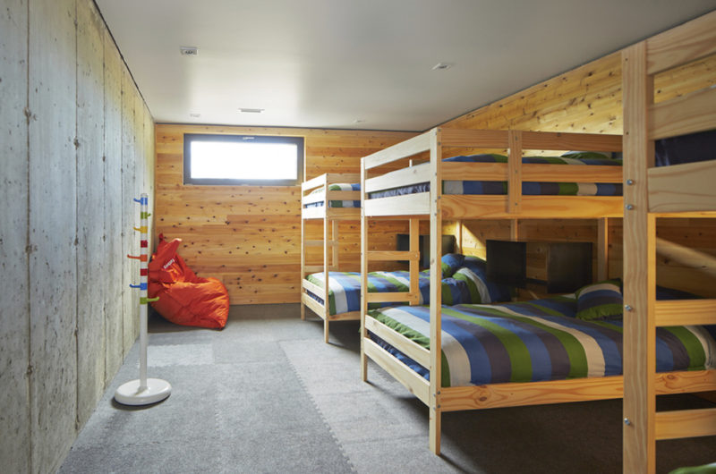 Stunning Malbaie VIII Residence In Cap-à-l'Aigle, Canada stunning malbaie viii residence in cap laigle canada 9582459