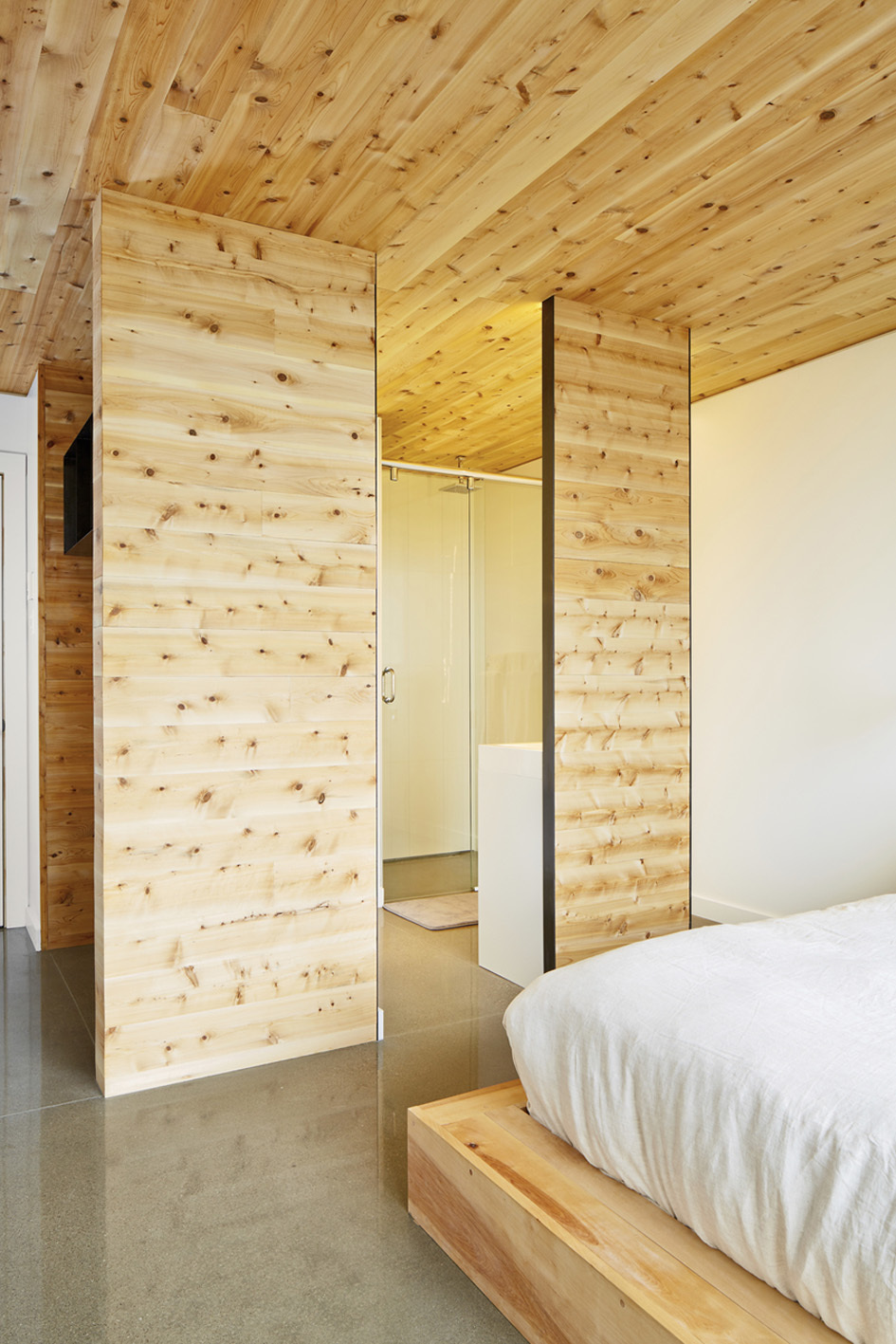 Stunning Malbaie VIII Residence In Cap-à-l'Aigle, Canada stunning malbaie viii residence in cap laigle canada 9d768a8