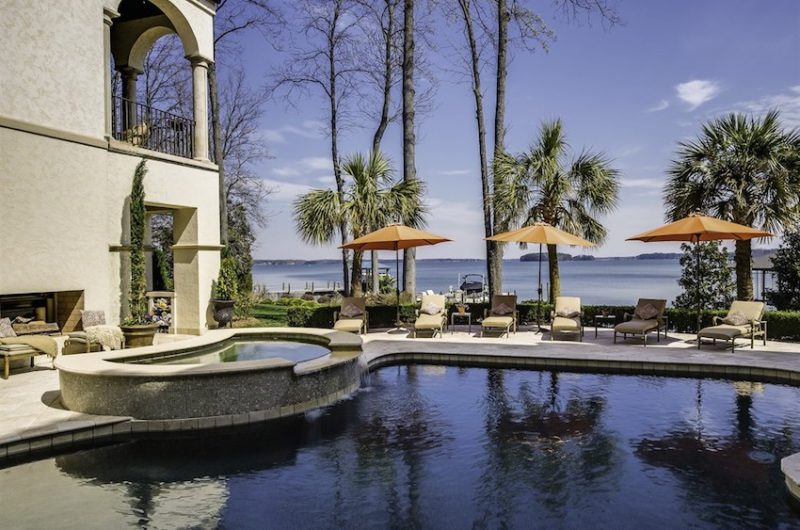 Sumptuous Cornelius Waterfront Estate In North Carolina, USA sumptuous cornelius waterfront estate in north carolina usa 40939d4