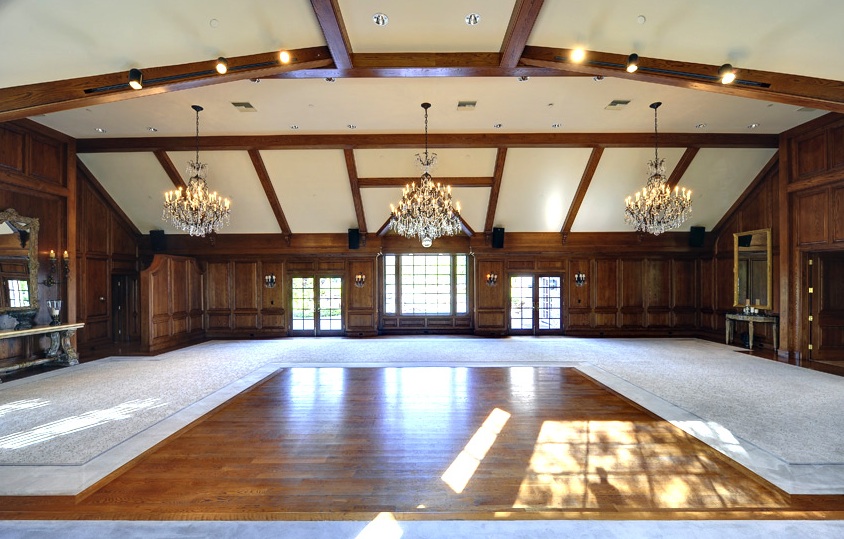 Superb Estate In Hidden Hills Meets The Wrecking Ball superb estate in hidden hills meets the wrecking ball 62c7bac