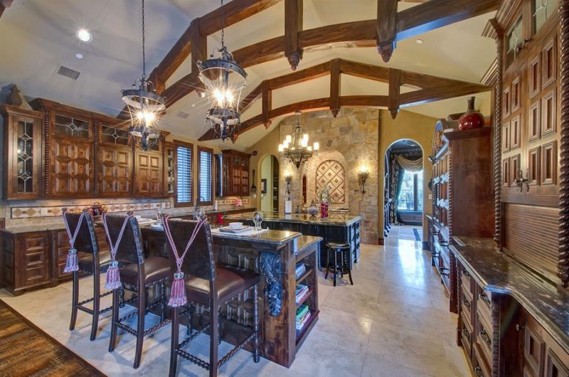 Superb Fit For Royalty Property superb fit for royalty property 38a1af6