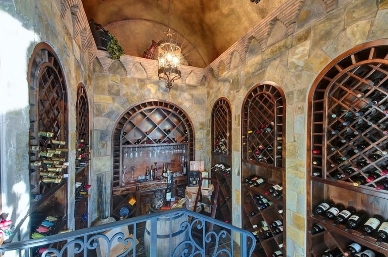 Superb Fit For Royalty Property superb fit for royalty property 6cd23d5