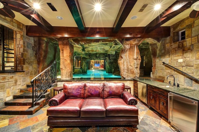 Superb Fit For Royalty Property superb fit for royalty property e924c8b