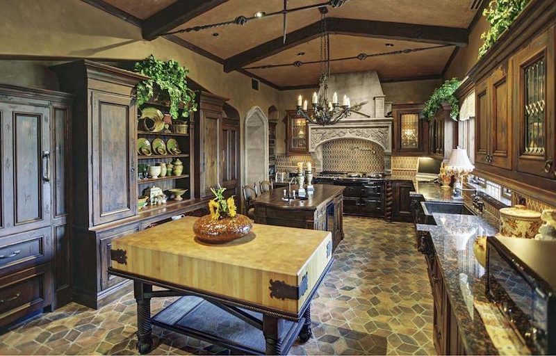 Superb Medieval-Looking Mansion in Arizona, United States superb medieval looking mansion in arizona united states 6dc4d8b