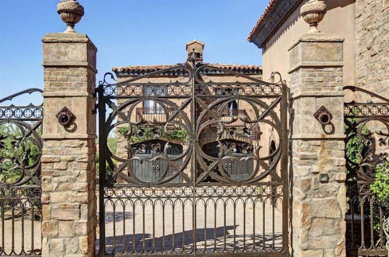 Superb Medieval-Looking Mansion in Arizona, United States superb medieval looking mansion in arizona united states c20c80a