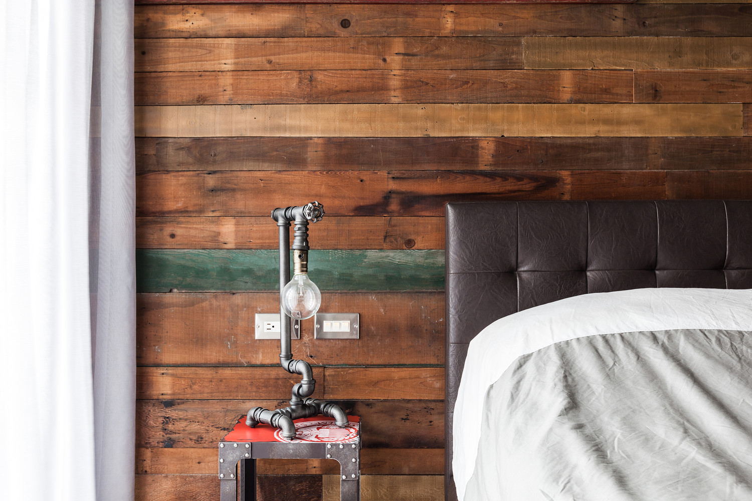 Superb Refurbishment Of A Vintage Apartment In Taipei superb refurbishment of a vintage apartment in taipei 00f4a8b