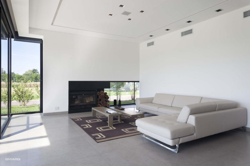 The A House by Estudio GMARQ the a house by estudio gmarq d2a19a8