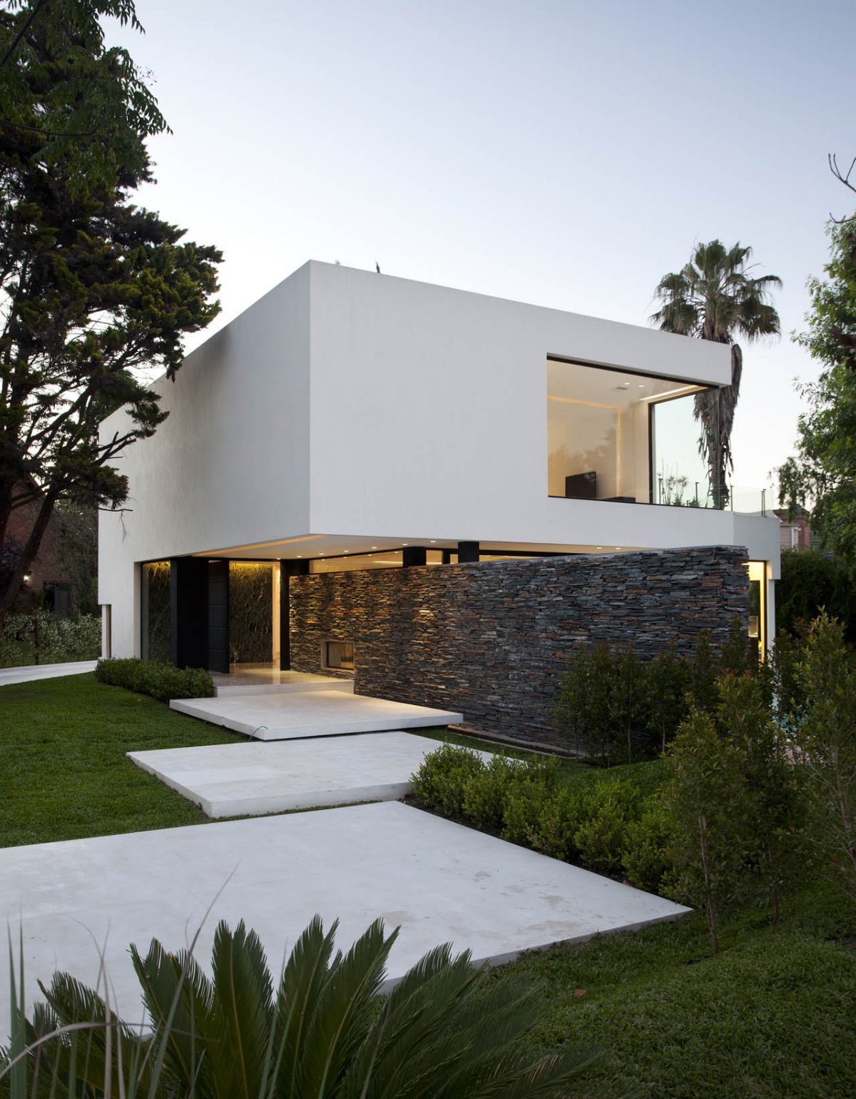 The Carrara House by Andres Remy Arquitectos the carrara house by andres remy arquitectos eaa59f3