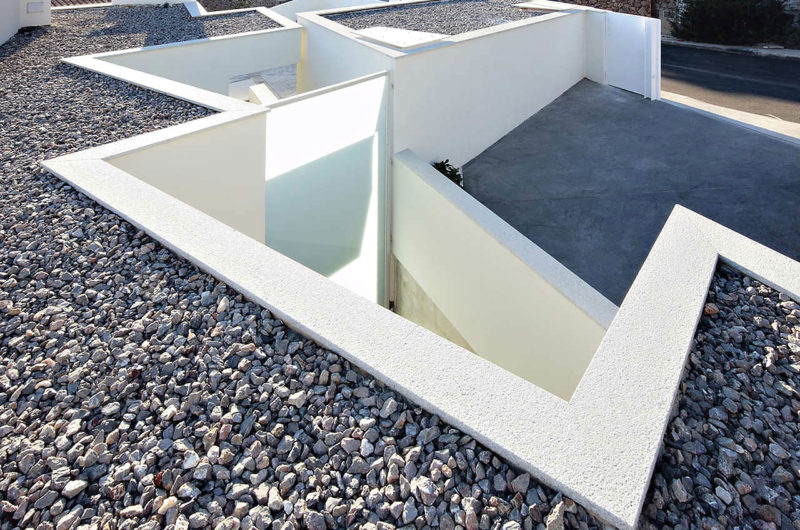 The Contemporary Ripolles-Manrique House in Spain the contemporary ripolles manrique house in spain 2a03abb