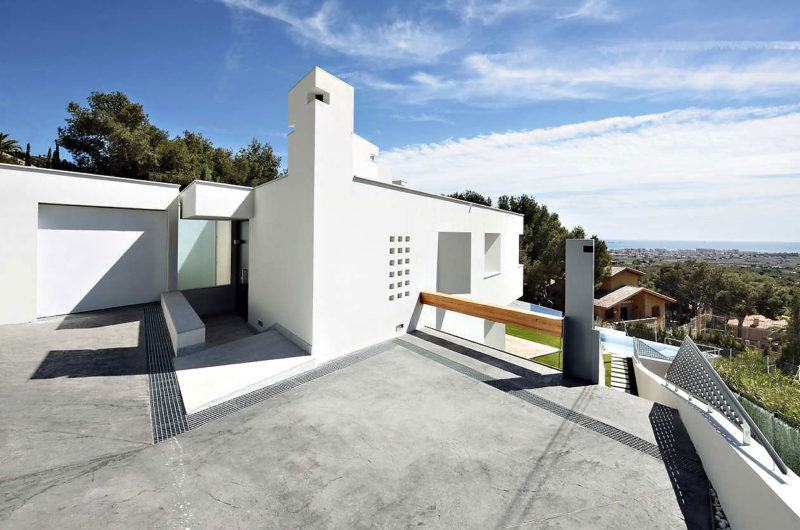 The Contemporary Ripolles-Manrique House in Spain the contemporary ripolles manrique house in spain fa9b6b7
