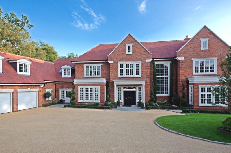 The Magnificent September House in England the magnificent september house in england dcc356c