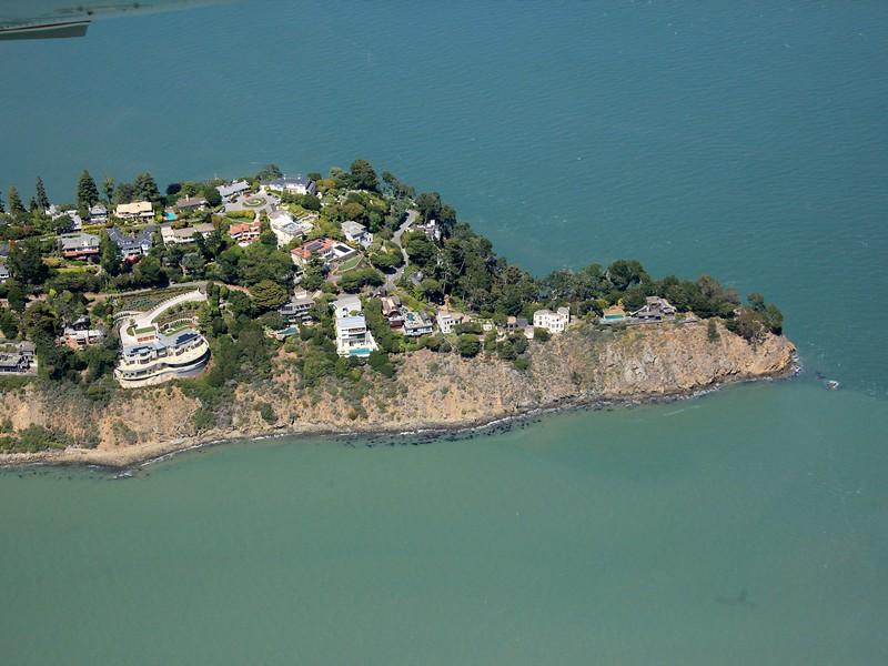 The Marvelous World-Class New Waterfront Estate the marvelous world class new waterfront estate eb2bdf9