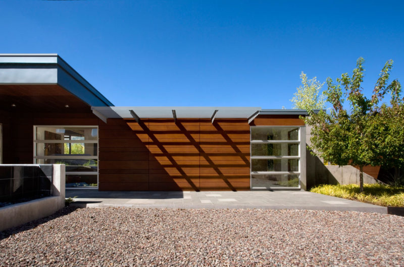 The Spectacular Edge House by Studio B Architects the spectacular edge house by studio b architects 34148e0