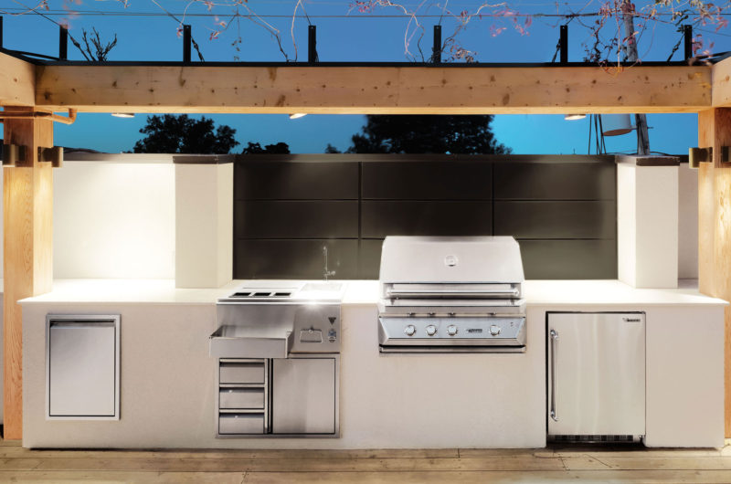 The White Canvas on a Green Roof Project in Montreal, Canada the white canvas on a green roof project in montreal canada 6ca2809