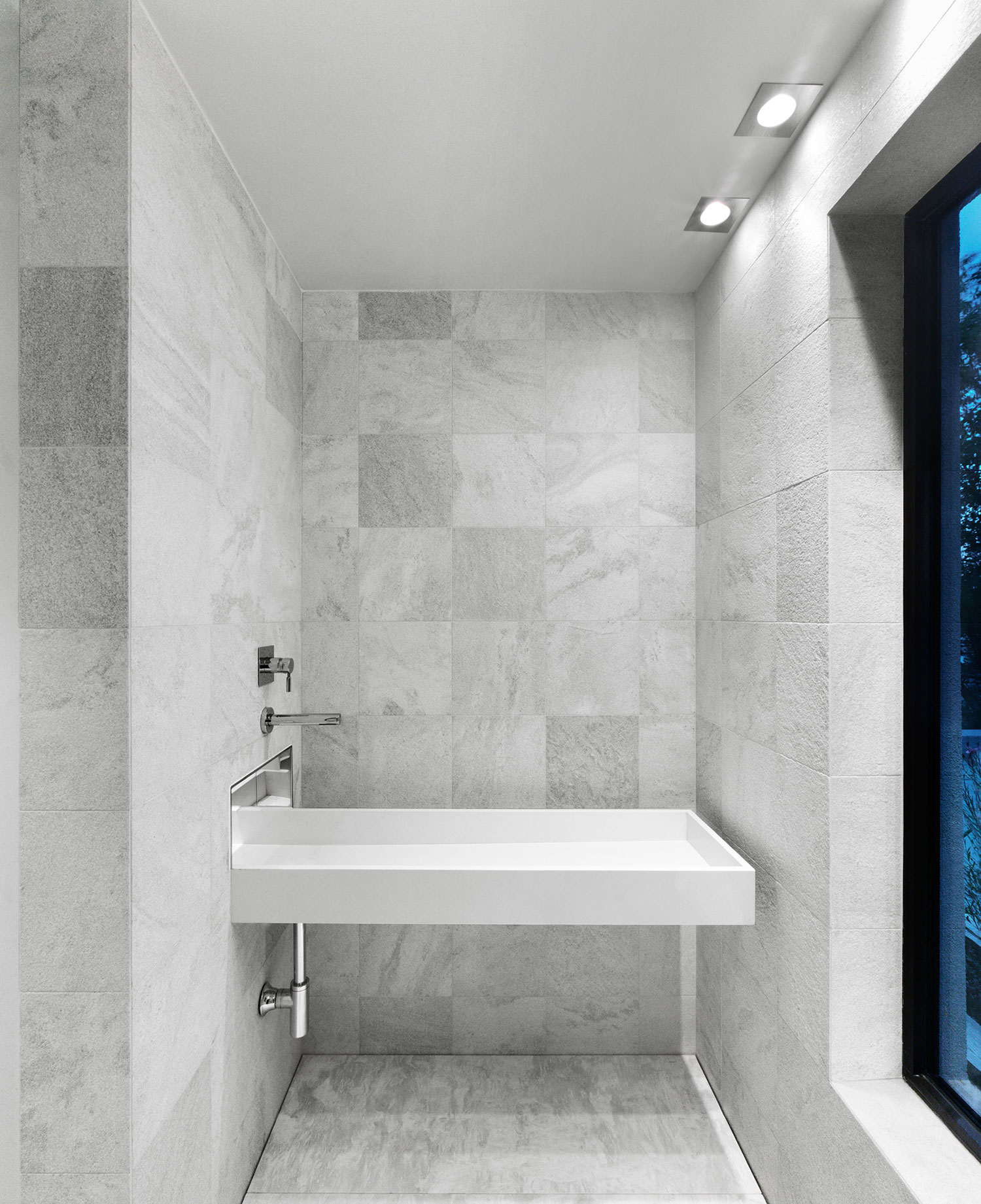 The White Canvas on a Green Roof Project in Montreal, Canada the white canvas on a green roof project in montreal canada dcc2714