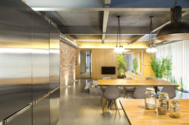 This Amazing Loft Used To Be A Commercial Space this amazing loft used to be a commercial space 8345510