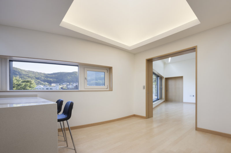 Traditional Korean Curving House by JOHO Architecture traditional korean curving house by joho architecture 3423839