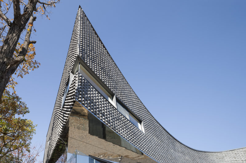 Traditional Korean Curving House by JOHO Architecture traditional korean curving house by joho architecture 4bfc168