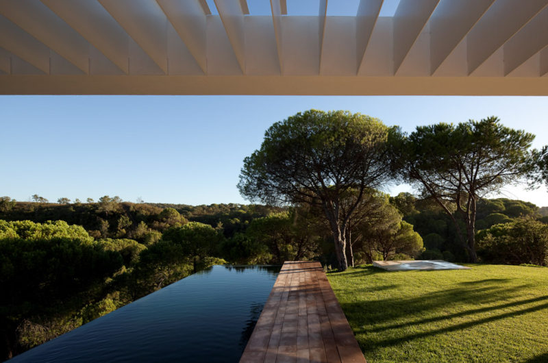 Tranquil House in Melides by Pedro Reis tranquil house in melides by pedro reis 237ecd7
