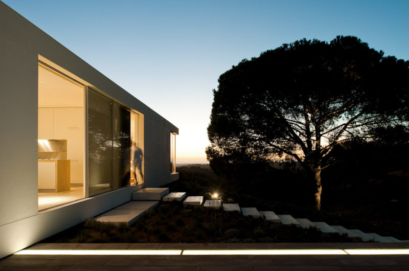 Tranquil House in Melides by Pedro Reis tranquil house in melides by pedro reis 2a3e20a