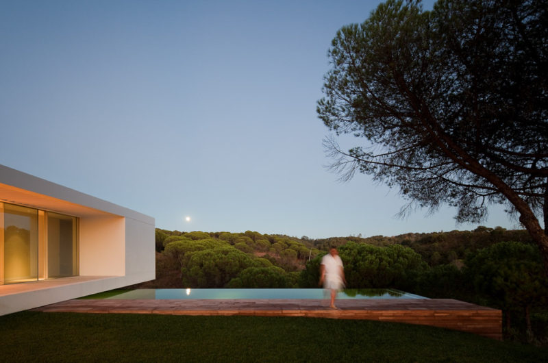 Tranquil House in Melides by Pedro Reis tranquil house in melides by pedro reis 46d1200