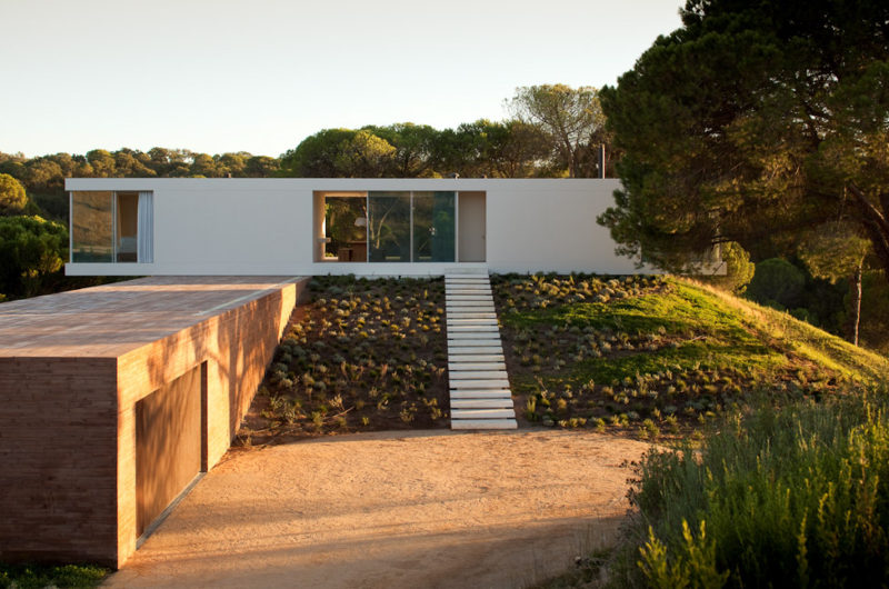 Tranquil House in Melides by Pedro Reis tranquil house in melides by pedro reis d4c3153