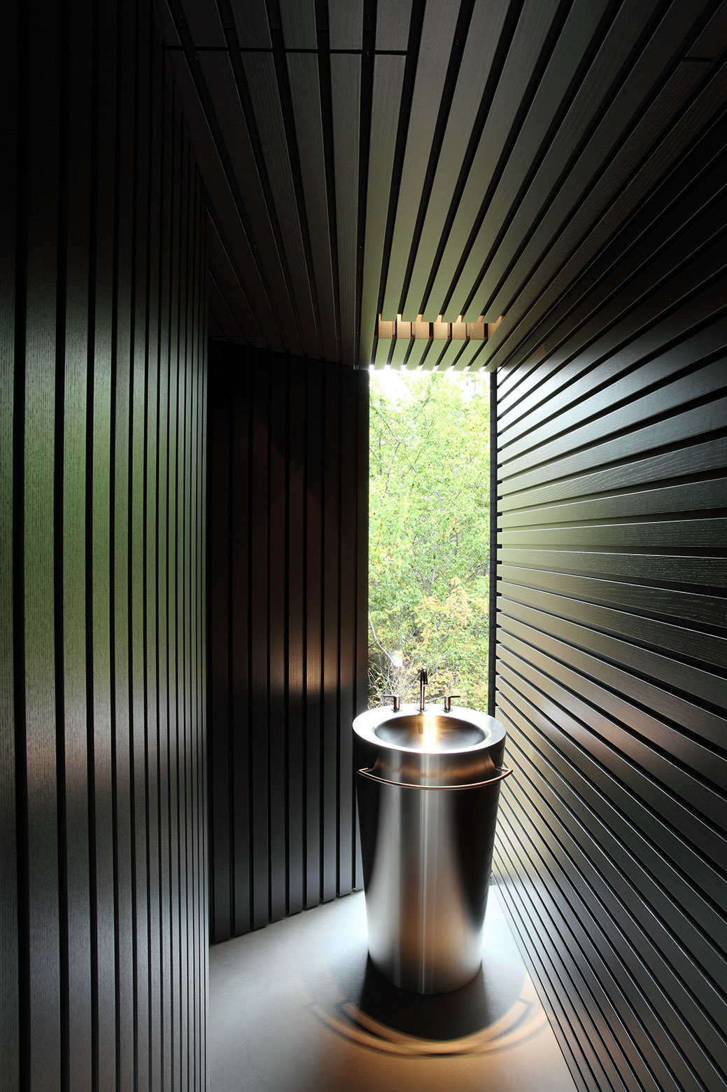 Tula House In British Columbia, Canada tula house in british columbia canada 506640d