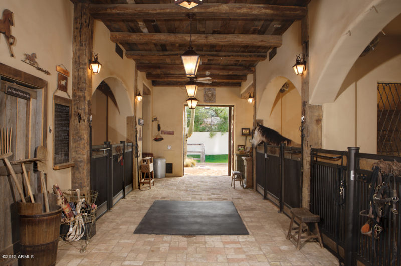 Unique Gated Property in Paradise Valley unique gated property in paradise valley f08ecc9