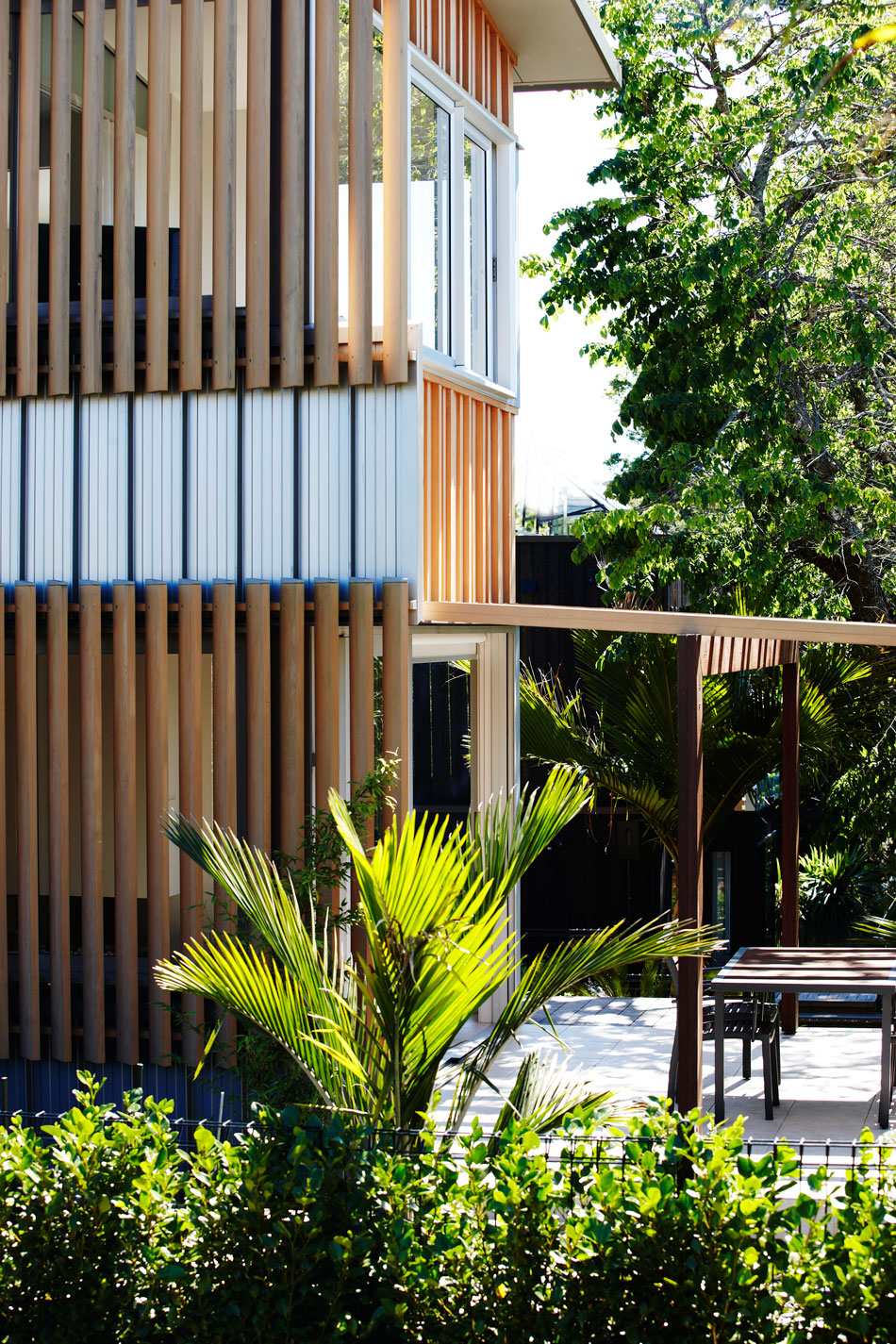 Urban Nikau House by Group Architects urban nikau house by group architects dd0b10c