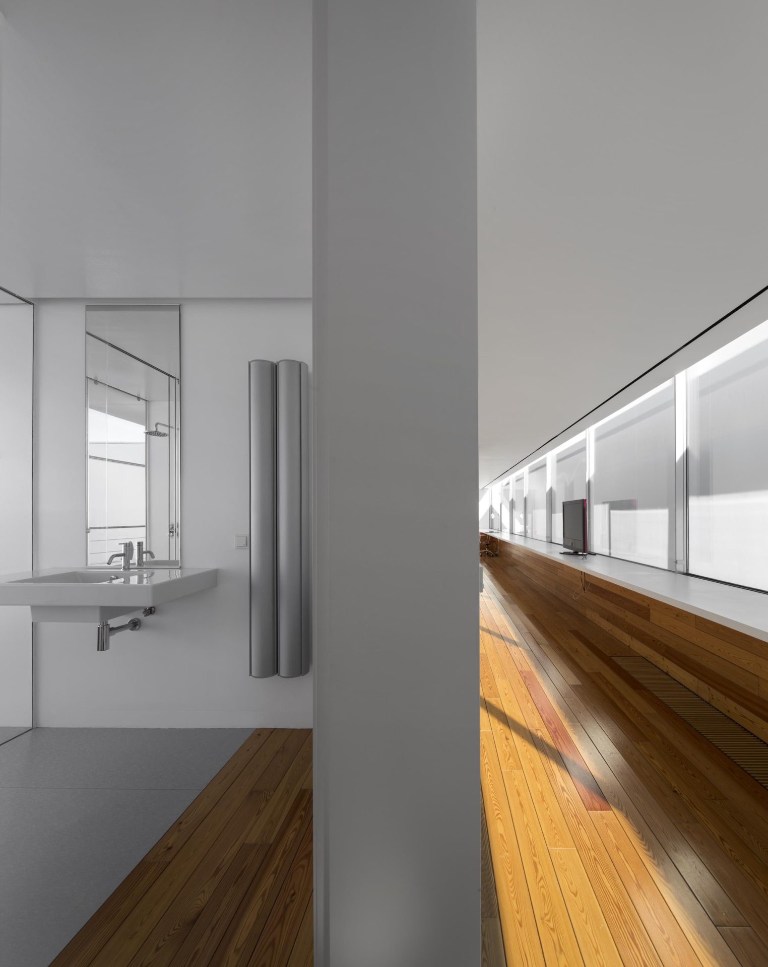 Utopia Villa In Carnaxide, Portugal utopia villa in carnaxide portugal fd9d896