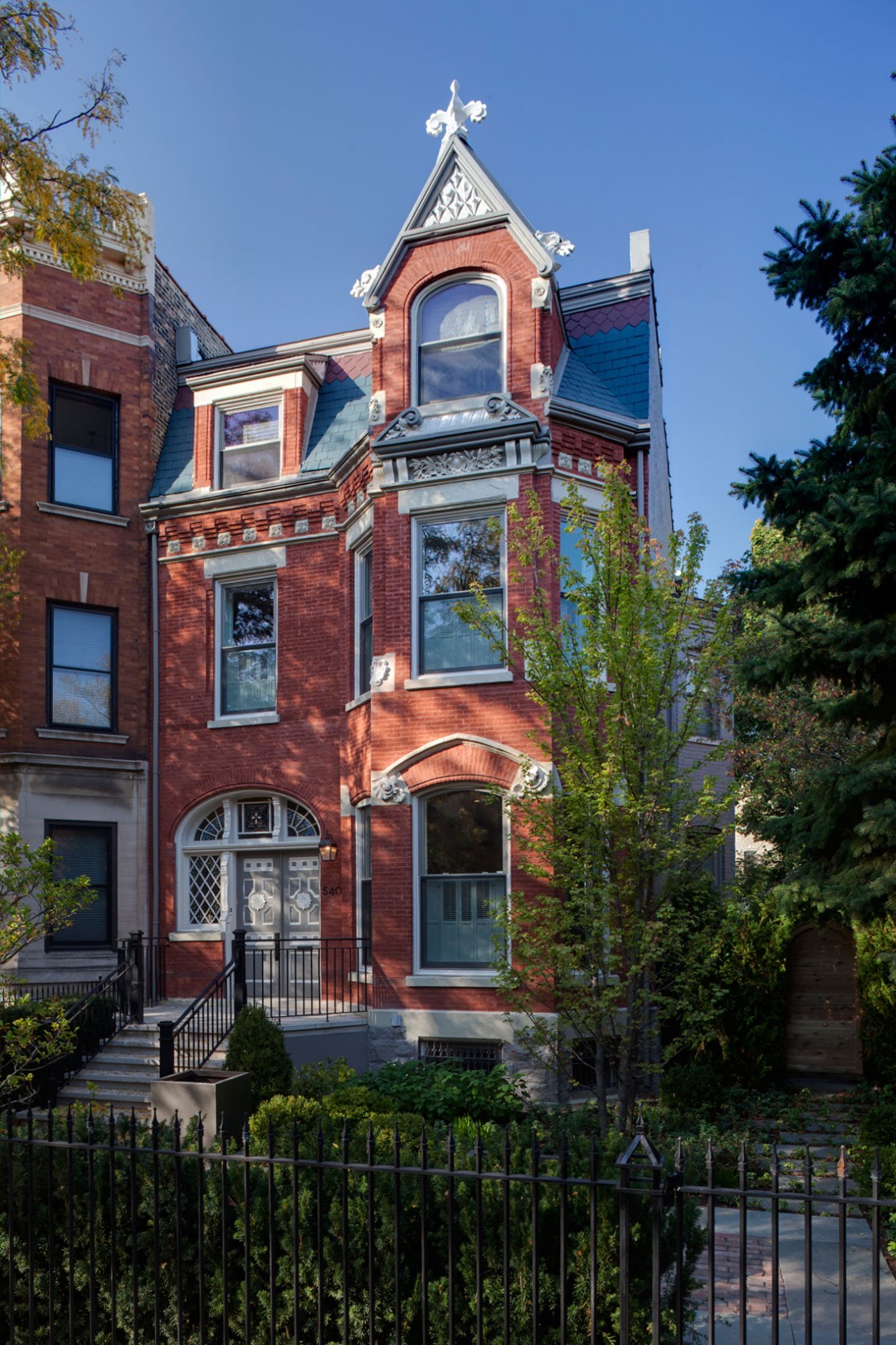 Veritable Lincoln Park Residence by SPACE Architecture + Planning veritable lincoln park residence by space architecture planning 152539e