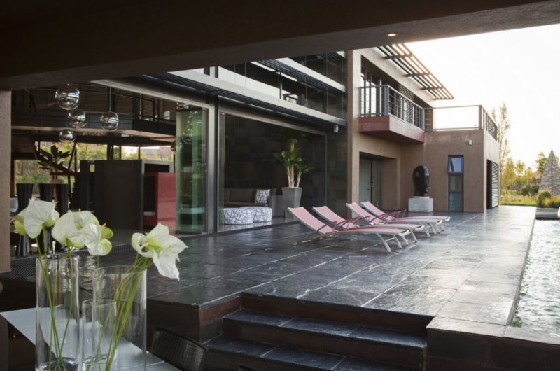 “Visually Extraordinary” House in South Africa visually extraordinary house in south africa e65e908