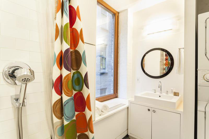 Vivid Apartment in Manhattan, New York vivid apartment in manhattan new york fa0f858