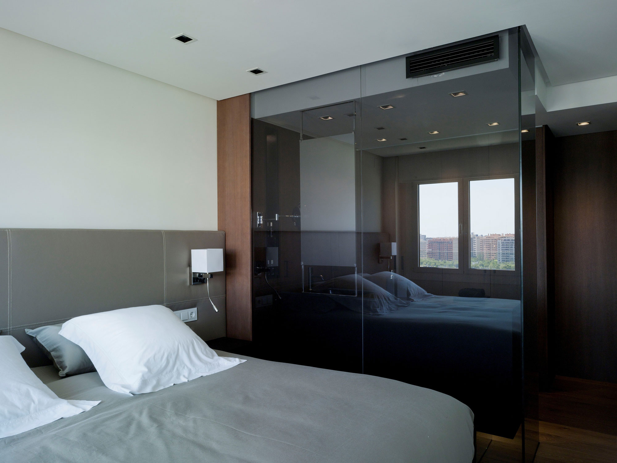 Vivienda Ciudad de las Artes In Valencia, Spain vivienda ciudad de las artes in valencia spain b057b6c