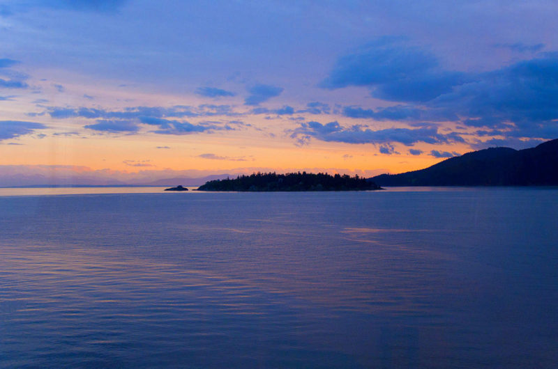 Waterfront Residence with Privacy in West Vancouver waterfront residence with privacy in west vancouver 627a578