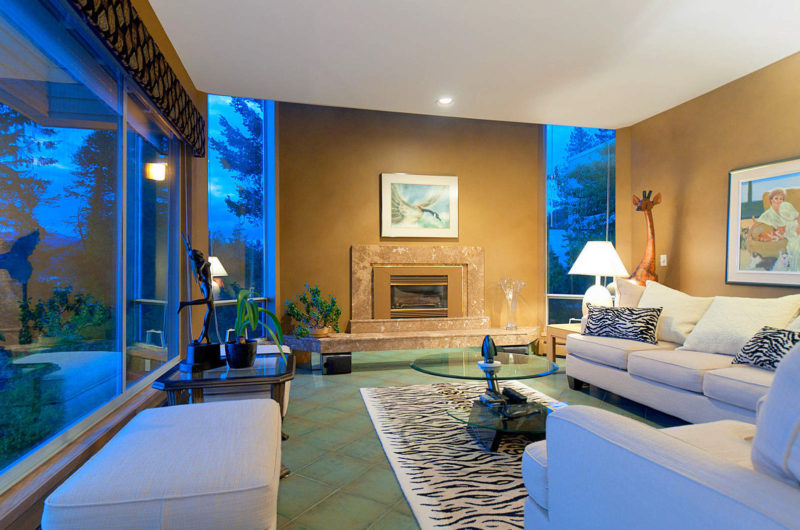 Waterfront Residence with Privacy in West Vancouver waterfront residence with privacy in west vancouver a17dfeb