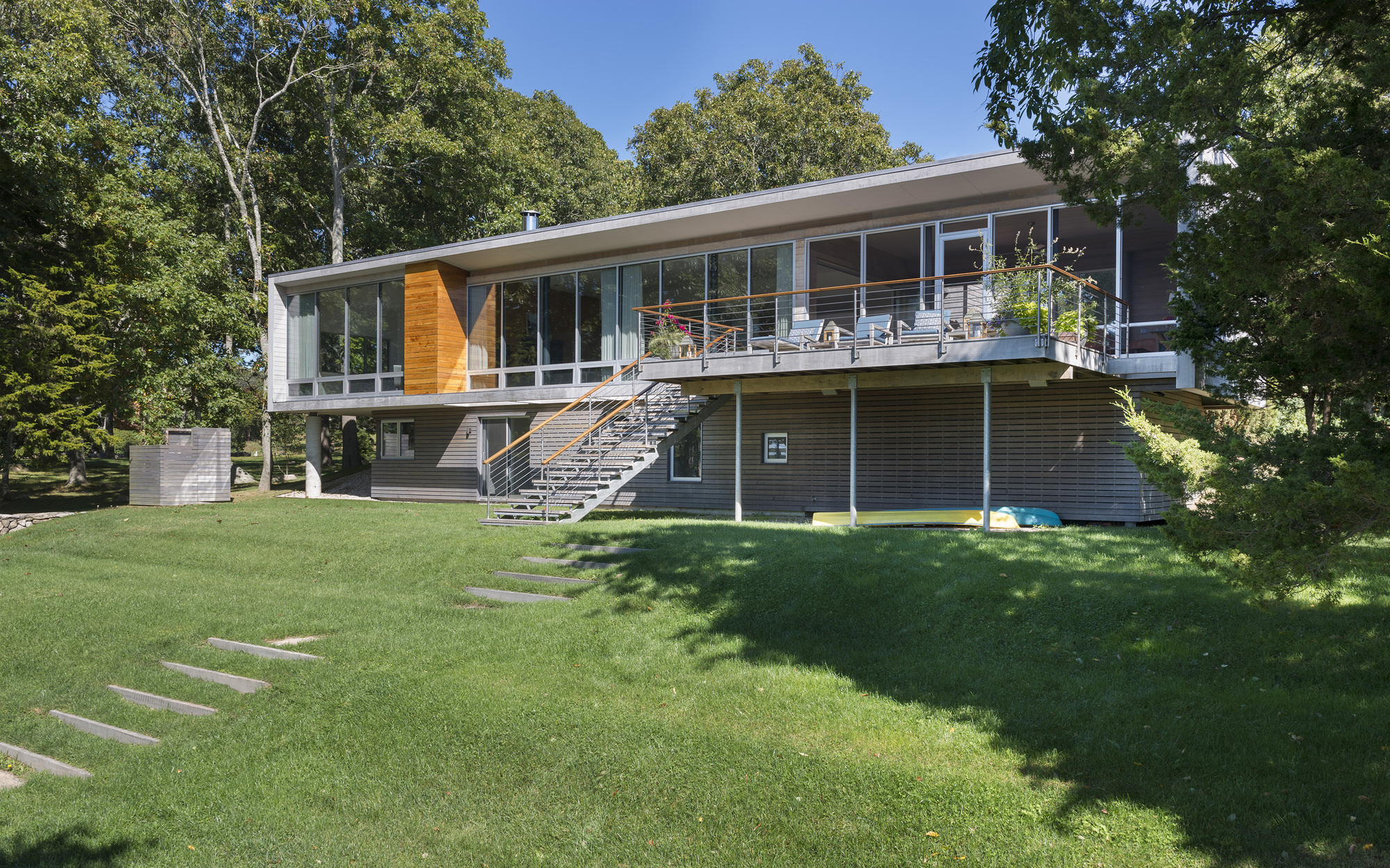 Westport River House By RUHL WALKER Architects westport river house by ruhl walker architects 527164f