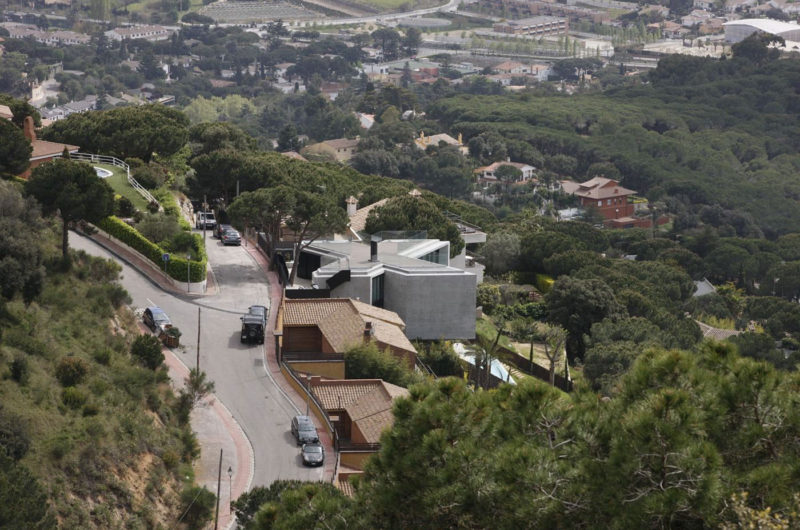 Adaptable X-House by Cadaval & Solà-Morales adaptable x house by cadaval sol morales 3ee3e4f