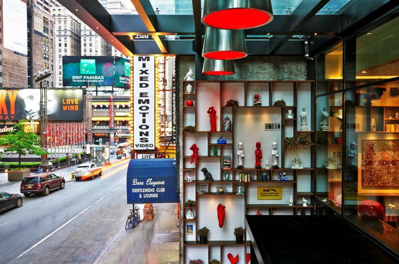citizenM Opened A Superb Hotel In Times Square, New York citizenm opened a superb hotel in times square new york e3b79fe