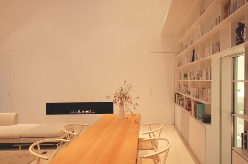 Comfortable Library House by Shinichi Ogawa & Associates comfortable library house by shinichi ogawa associates 80fce7d