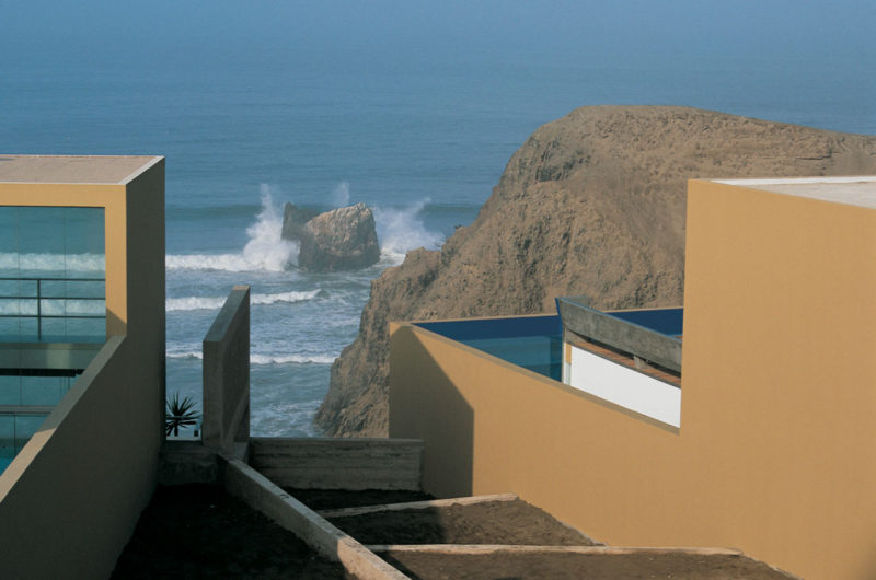 Contemporary Casa Equis by Barclay & Crousse Architecture contemporary casa equis by barclay crousse architecture 557a085