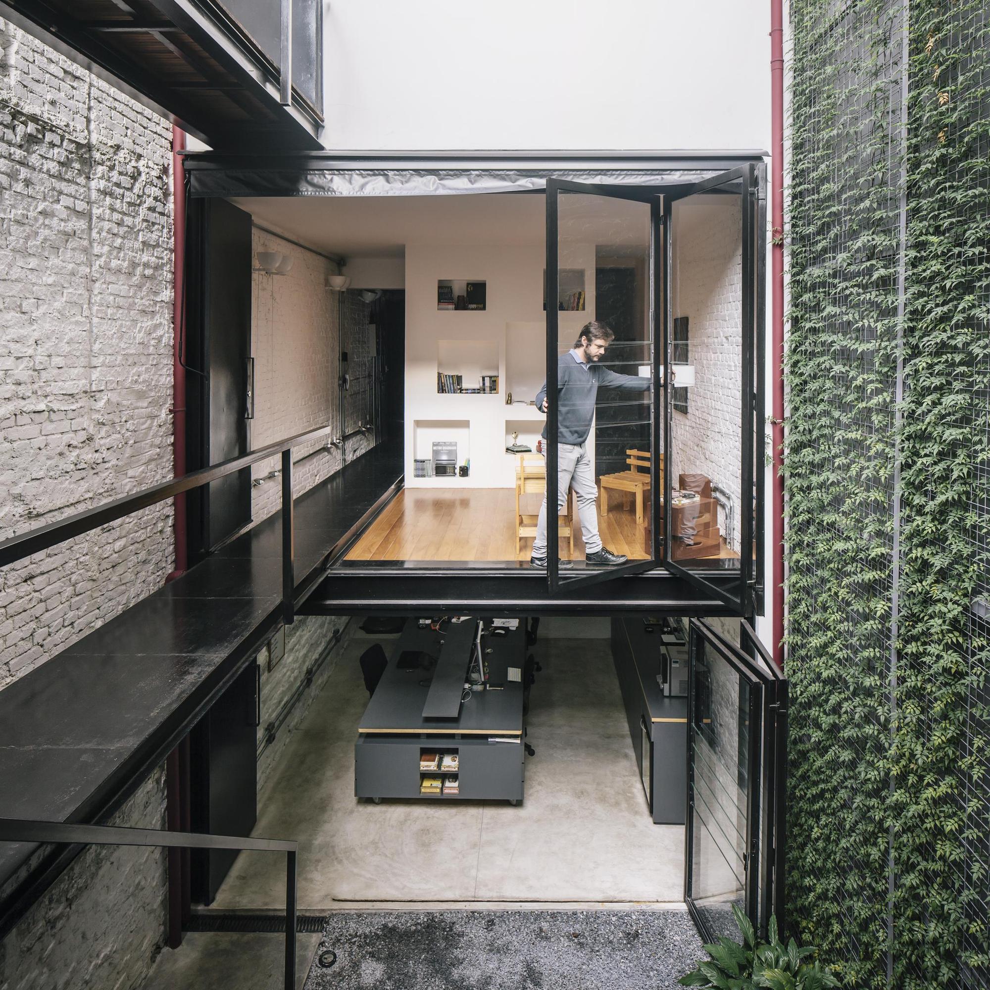 Contemporary Produtora Kana Project by AR Arquitectos contemporary produtora kana project by ar arquitectos 2abf28e