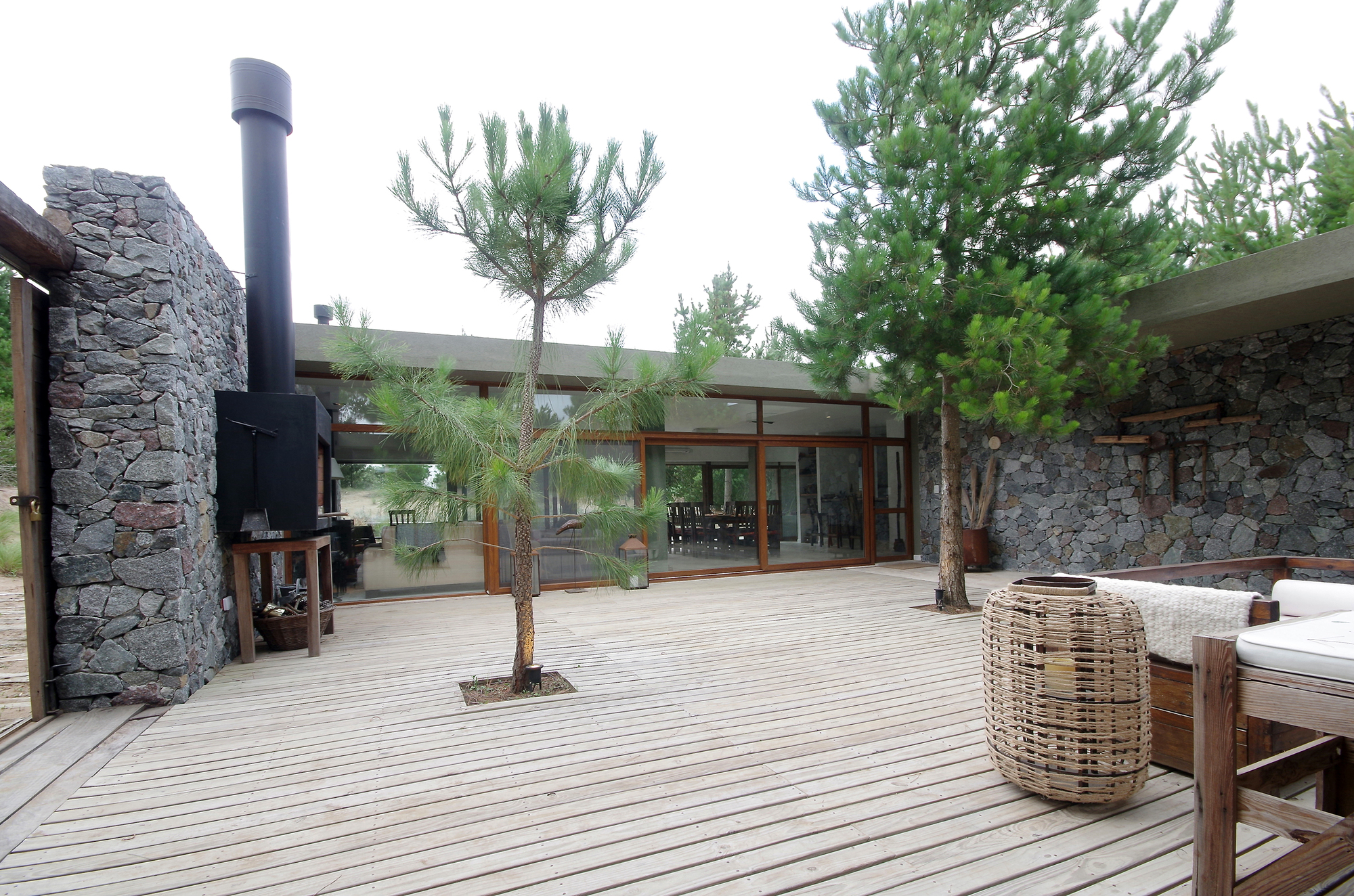 El Patio House In Buenos Aires, Argentina el patio house in buenos aires argentina e0804e1